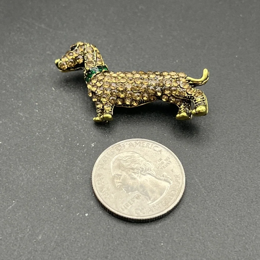 Dachshund Dog Rhinestones Bedazzled Bling Lapel‎ Hat Pin